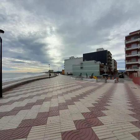 Апартаменты Relax Les Palmeres *